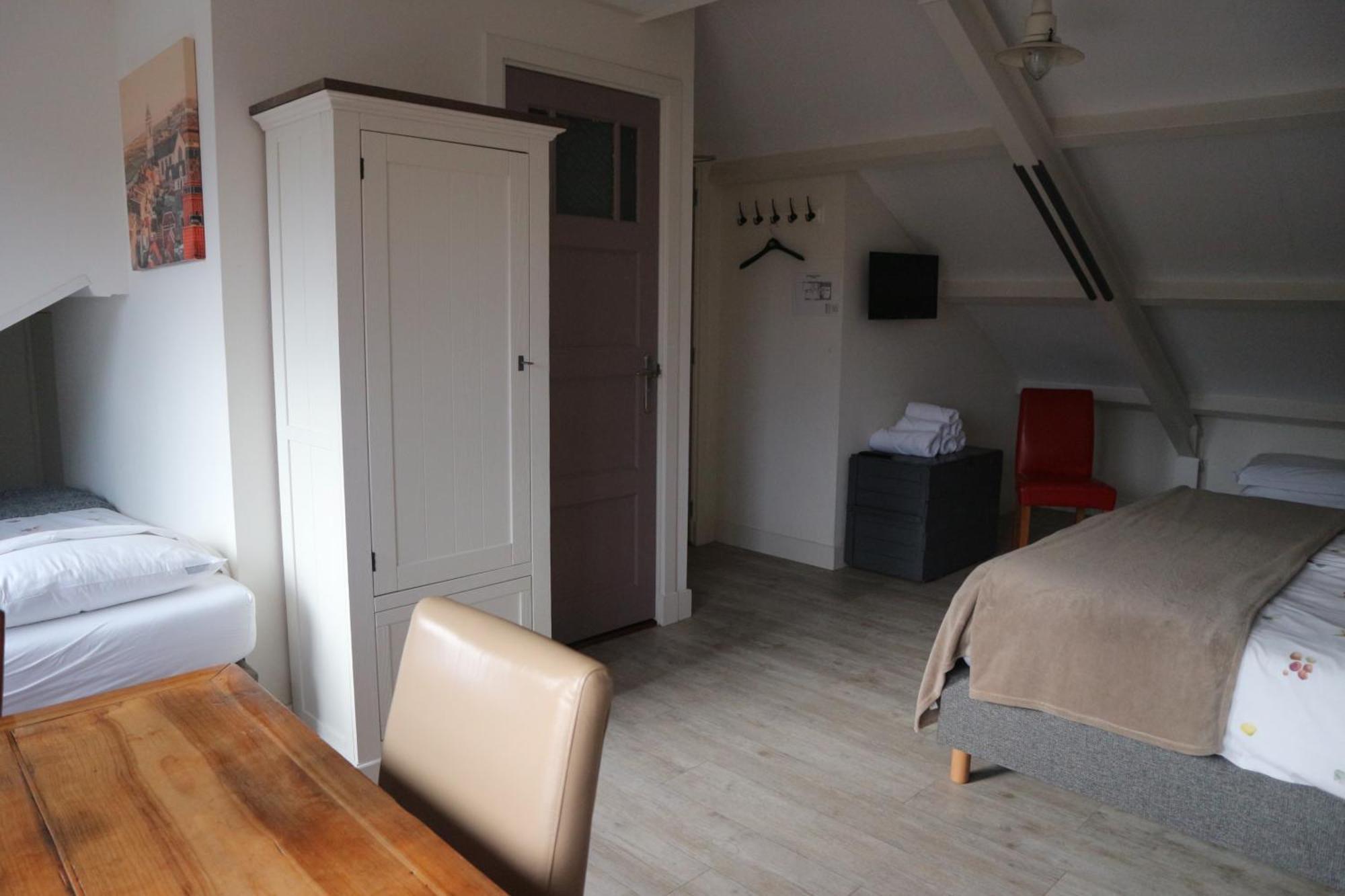 B&B - Pension Het Oude Dorp Katwijk aan Zee Exterior photo